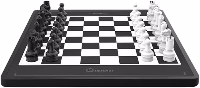 Chessnut Move: The Robotic Chessboard